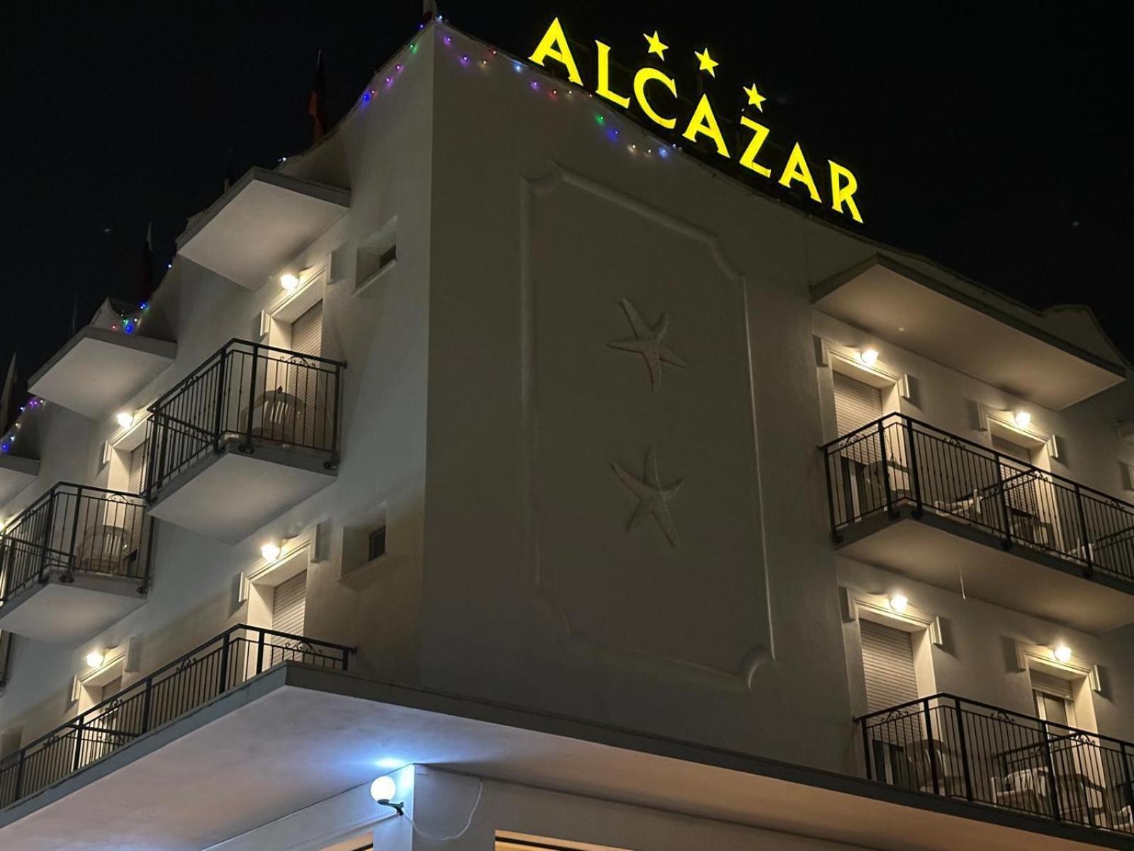 Hotel Alcazar Ріміні Екстер'єр фото
